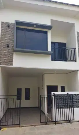 Rumah Minimalis Bebas Banjir di Bintara