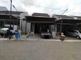 Rumah Cantik Minimalis Siap Huni di Kopo Safira, Nata Endah