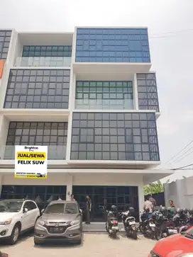 Jual/sewa Ruko 4 Lt di Raya Dinoyo