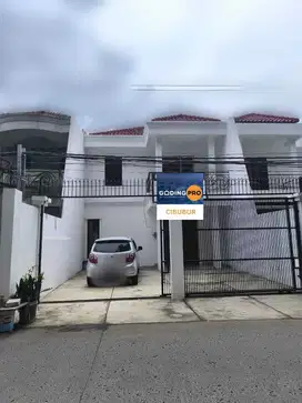 Rumah mewah dekat TSM cibubur bisa untuk usaha