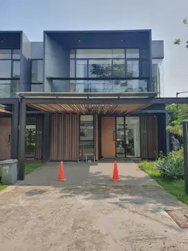 Rumah SULTAN Colony Himalaya Lippo Karawaci DIRECT AKSES TOL LANGSUNG