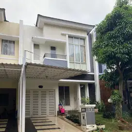 RUMAH CHRYSOCOLLA, PHG, SUMMARECON GADING SERPONG - VIEW TAMAN
