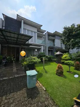 Dijual Rumah depan taman citragran cibubur