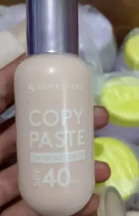 GROSIR SOMETHINC COPY PASTE TINTED SUNSCREEN