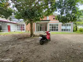 Tanah strategis Bonus bangunan rumah dan caffe dekat UGM & UNY