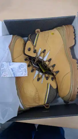 sepatu safety jogger ultima s3