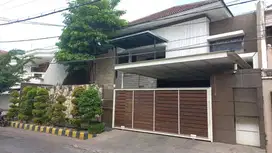 JUAL RUMAH SIAP HUNI DI DARMAHUSADA SURABAYA (Tjin2Area)