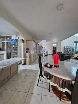 DIJUAL RUMAH CAMAR PERMAI PIK