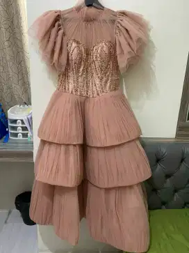Gaun Pesta Wanita Elegan