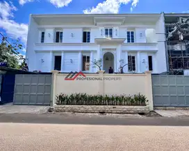 Luxurious Brand New House In Kemang Dalam