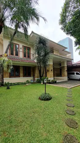 Jual Rumah Mewah di Wijaya Jaksel. LT.562/LB.600. 4BR/4Bath. Harga 42M