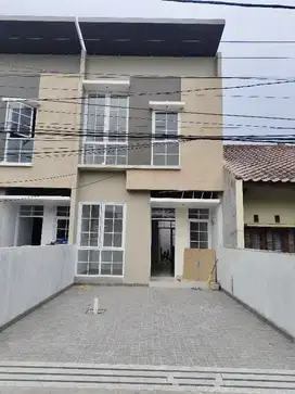 Jual rumah LUAS MURAH 2 lantai di Cisaranten Arcamanik Bandung