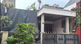 Sewa Rumah Nyaman, Strategis dan Bebas Banjir