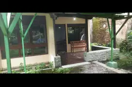 DI SEWAKAN ASRI Idum adem sejuk bisa 3 mobil