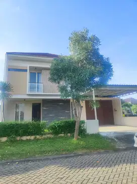 Rumah Sewa 2 Lantai Waterfront WP Citraland