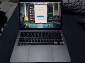 Macbook Pro M1 8gb RAM 512gb Storage