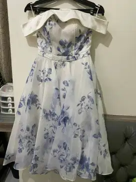 Gaun Sabrina preloved