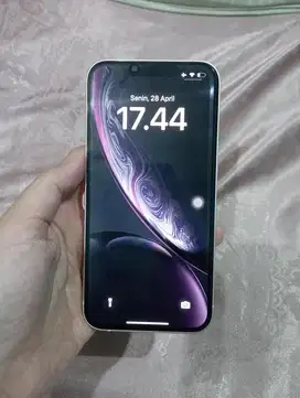 Iphone 13 putih second