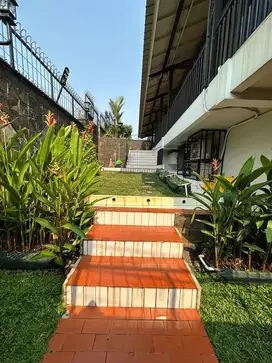 Dijual rumah asri di Megapolitan Cinere