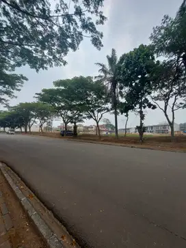 Kavling Murah 630m2 (21x30) di Suvarna Padi Meranti Tangerang Y00182