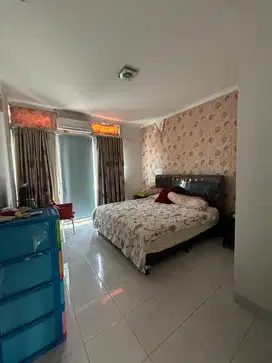 SIAP HUNI .Rumah di Taman Semanan Indah, dua lantai