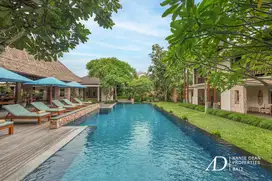FREEHOLD STUNNING 5 BEDROOM VILLA INVESTMENT IN THE HEART OF SEMINYAK
