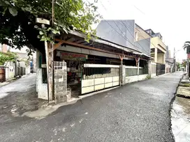 Dijual Rumah Lokasi Strategis di Daerah Tebet