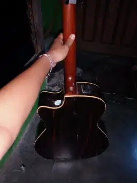 GITAR LAKEWOOD AKUSTIK