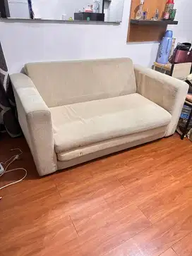 Sofa bed warna krem