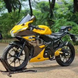 SUZUKI GSX150R KUNING 2022 KM 12K LANGKA PAJAK HIDUP