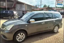 Grand Livina di jual cepat