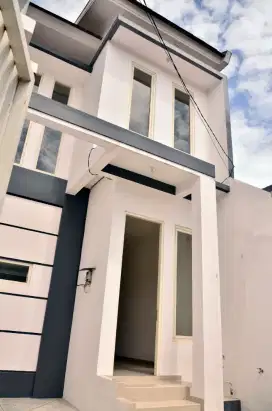 Dijual rumah baru karang asem dekat kaza plaza
