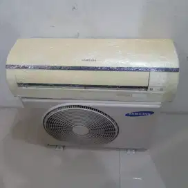 Second Ac Samsung 1/2pk ( Dingin Top)