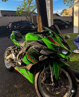 Kawasaki ZX25 RR TAHUN 2023