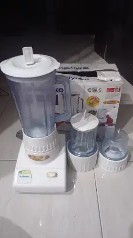 Blender miyako gelas mika 3in