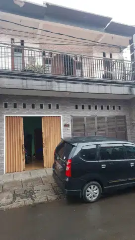 Jual Rumah 2 lantai bisa usaha