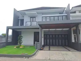 Dijual Rumah baru mewah minimalis Royal Residence dekat Citraland