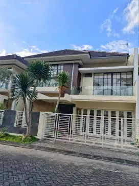 Rumah mewah minimalis Royal Residence Luar Cluster dekat Citraland