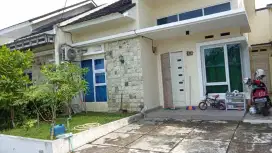 di jual rumah komersil cash/TO @green center park jl.boulevard CGC