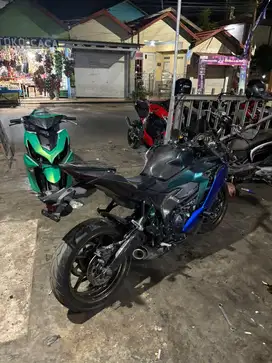ZX25R 2022 ABS warna asli abu abu