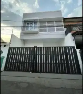 RUMAH MEWAH DI HARAPAN BARU 1 - 700M SETASIUN CAKUNG