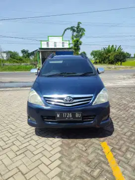 Kijang innova G 2006
