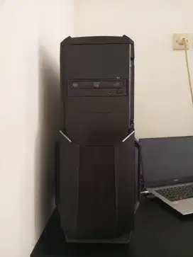 Komputer Design/Games ( i7 4.40 Ghz, RAM 32GB, GTX 1070 8GB, SSD 512G)