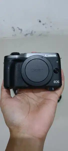 Canon EOS M6 + Lensa Canon EF-M