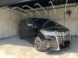 Toyota alphard 2.5G a/t 2017 bisa kredit DP 10jt