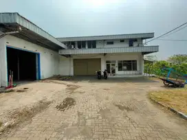 EX Pabrik  siap pakai  lokasi  pasar kemis Tangerang