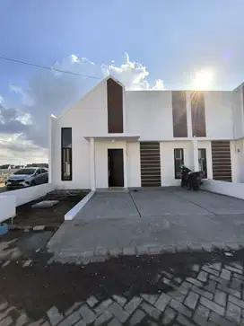 Rumah Baru Minimalis Harga Terjangkau Lokasi Strategis Dekar Raya Merr