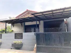 DI JUAL RUMAH SEMI FURNISHED DI DEPOK