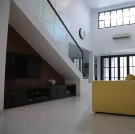 Rumah mewah habis renov di Menteng Bintaro sektor 6