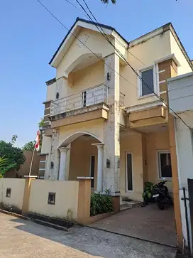 Harga Murah rumah sdh direnovasi,selatan,diPerum Taman Anyelir Cikokol